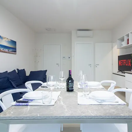 Apartment Villabaci Sul Mare - Privata Rimini
